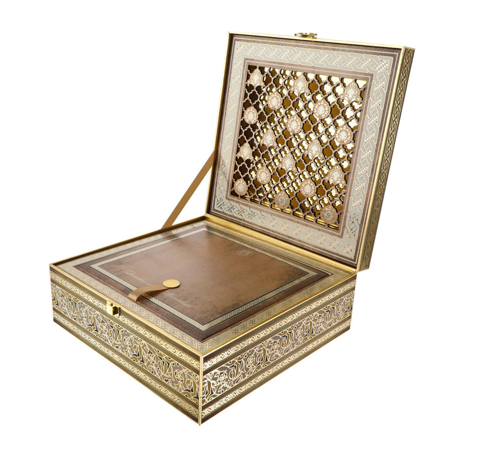 Exquisite Luxury Invitation Box – Upani